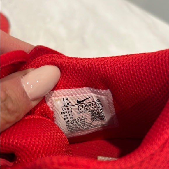 🔥Nike Red Cleats with Lace-Up Design and Ankle Support🔥 - Picture 5 of 5